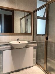 Eastwood Centre (D16), Apartment #634199181